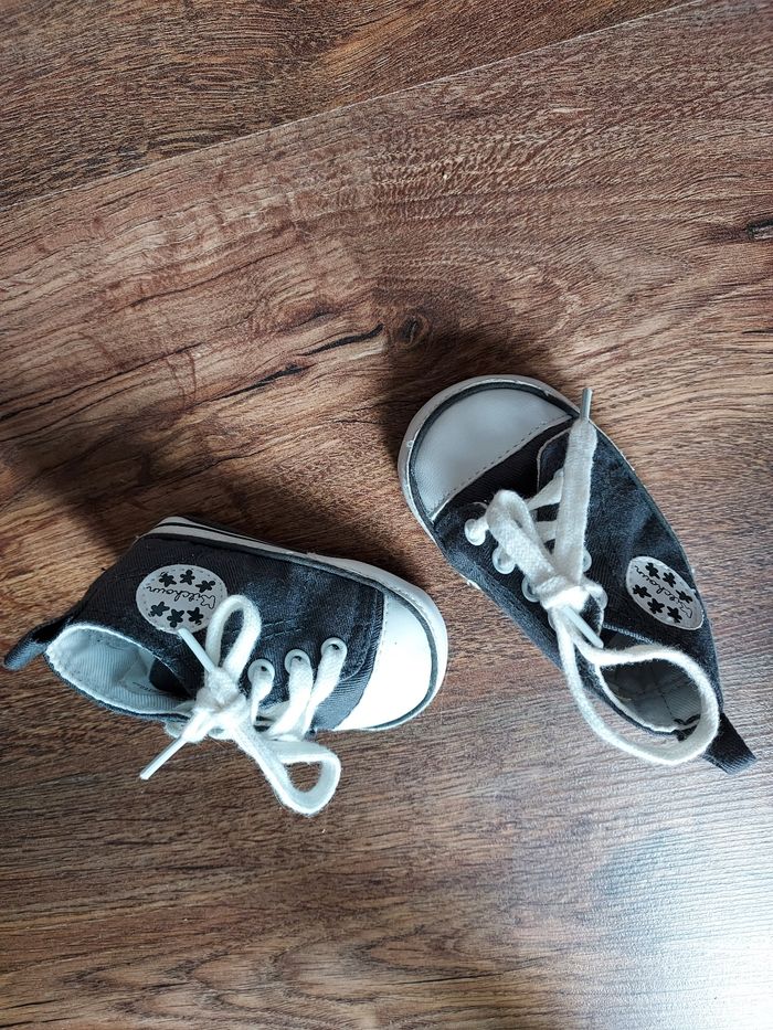 Chaussures kitchoun 0-3 mois
