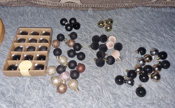 Lot petites boules de Noël