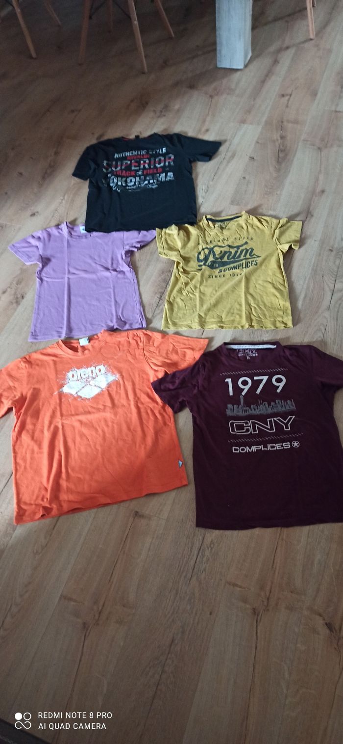 Lot de 5 t shirts 14 ans