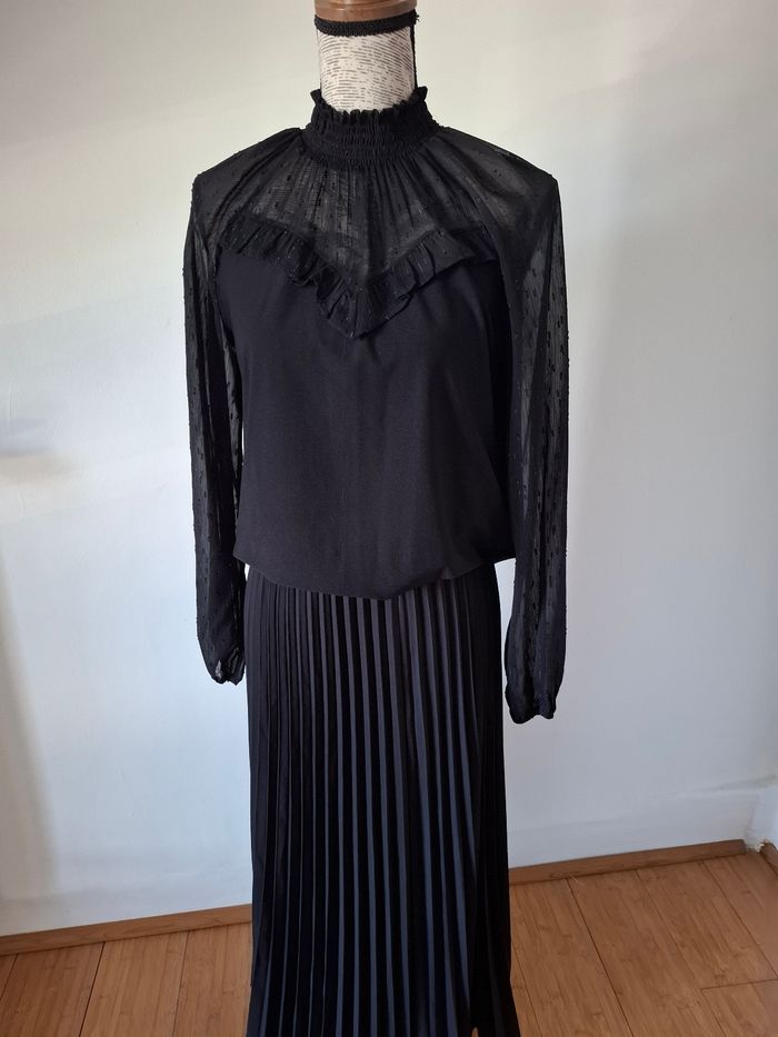 Blouse noire , chemise, manches longues Morgan