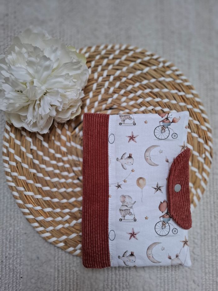 Protège carnet de santé