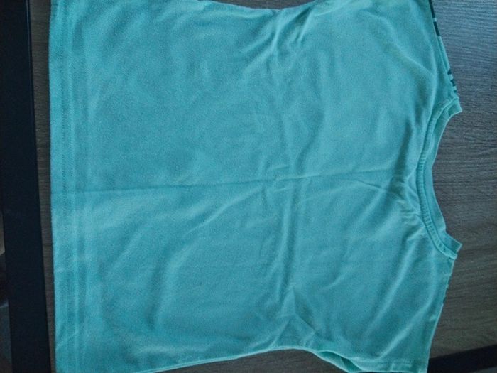 Tee shirt bleu a fleur - photo numéro 4