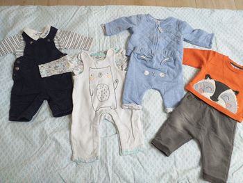 Lot ensemble taille 1 mois