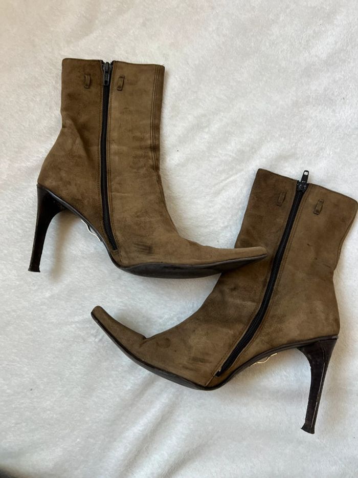 Bottines talons kaki cuir daim Forestcore y2k vintage made in Italy 🇮🇹 90s - Pointure 39 - photo numéro 4