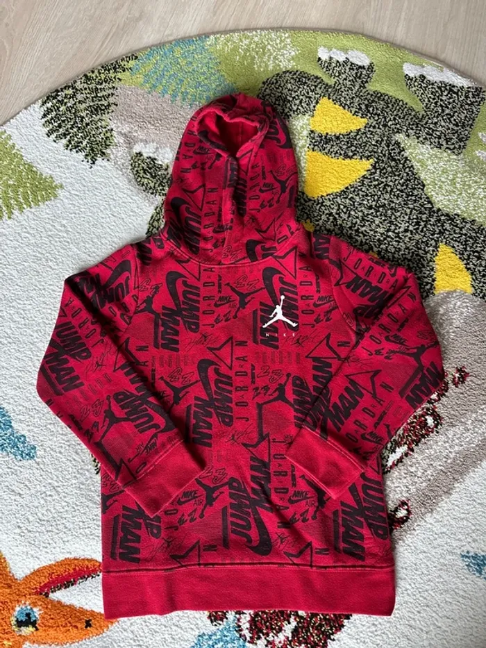 Sweet Nike Jordan 6-7 ans