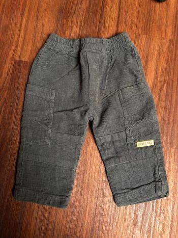 Pantalon gris 9M