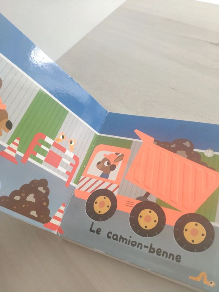 Livre tout petit Vroum engins du chantier touche écoute - photo numéro 5