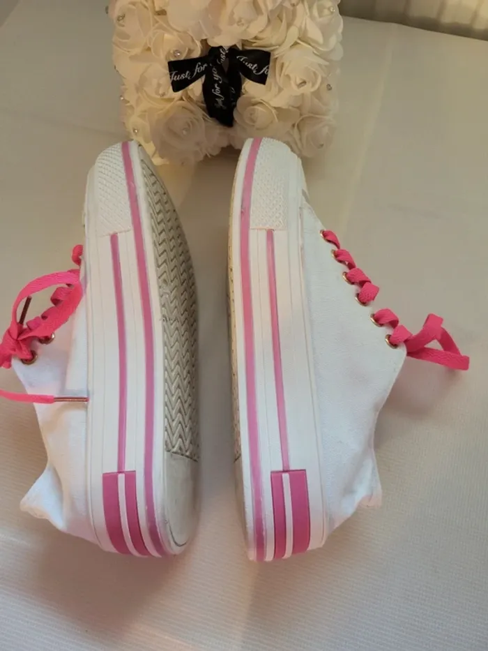 Baskets amour - photo numéro 4