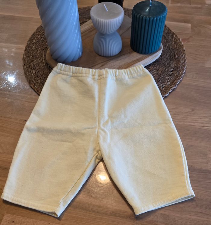 Ensemble jaune 2 pieces 1 mois - photo numéro 6