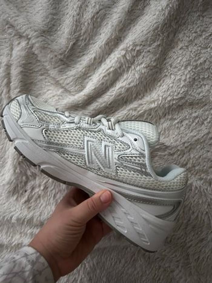 New Balance 9060 - photo numéro 2