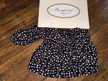 blouse Bonpoint 4 ans violette, valeur 145 euros