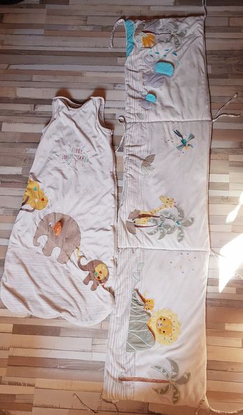 tour de lit+ turbulette