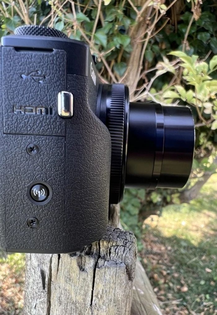 Canon PowerShot G7 X Mark III 20,1 MP Point & Shoot Appareil Photo Premium Vlogg - photo numéro 4