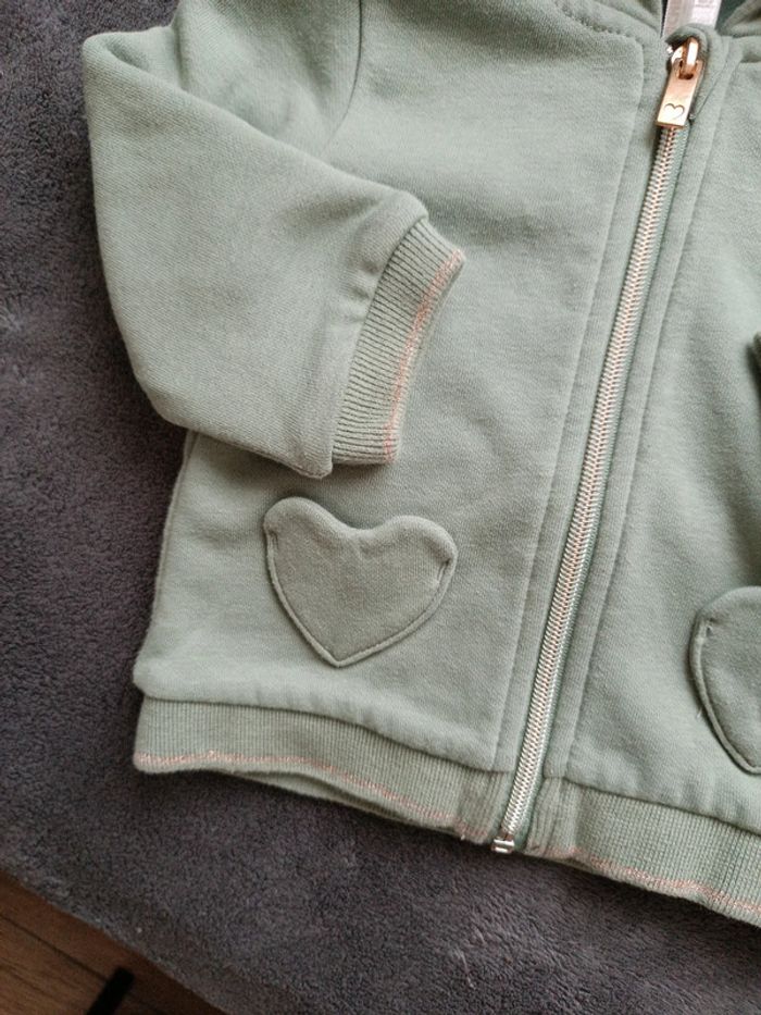 Gilet zippé à capuche - photo numéro 2