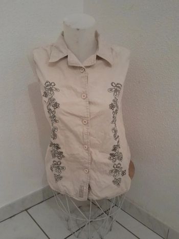 Chemise sans manches🩶 taille 12 ans 🤍