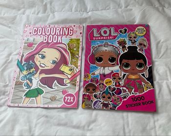 Lot coloriages et stickers neuf 