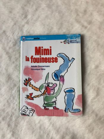 Mimi la fouineuse