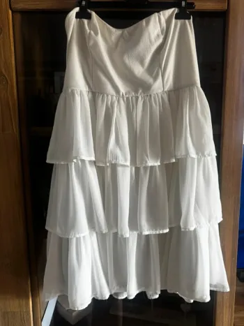 Robe bustier à volants