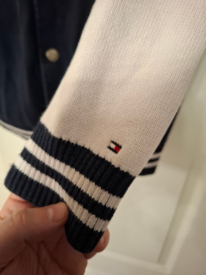 Gilet style teddy tommy hilfiger taille 12 ans - photo numéro 3