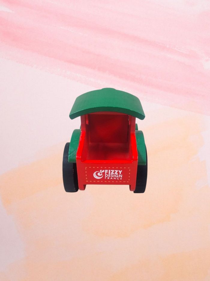 Train en bois - photo numéro 5