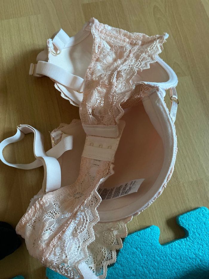 Soutien gorge Gémo Taille 90 D - photo numéro 5
