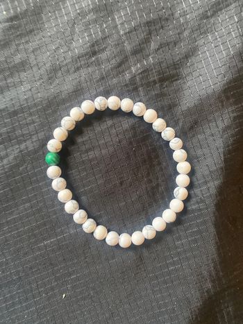 Petit bracelet  blanc