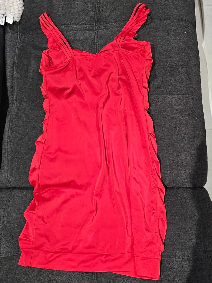 Robe rouge de soirée - photo numéro 5