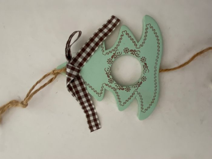 Décoration en bois pour rideaux - photo numéro 5