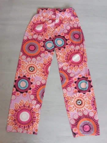 Pantalon fluide léger à motifs Taille L Tbe
