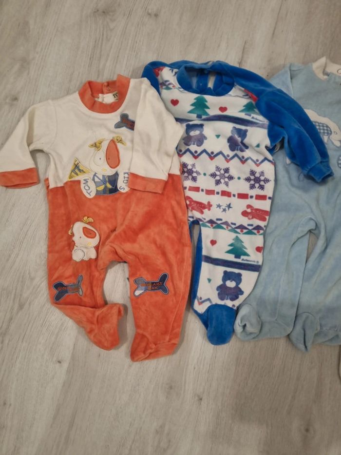 Gros lot pyjamas 3 mois - photo numéro 5