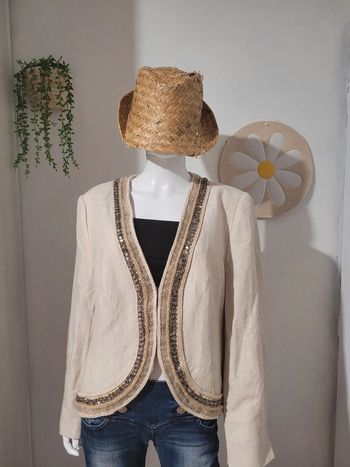 Veste perles avec du lin