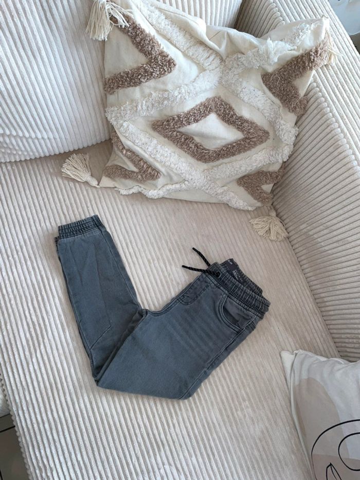 Cargo gris