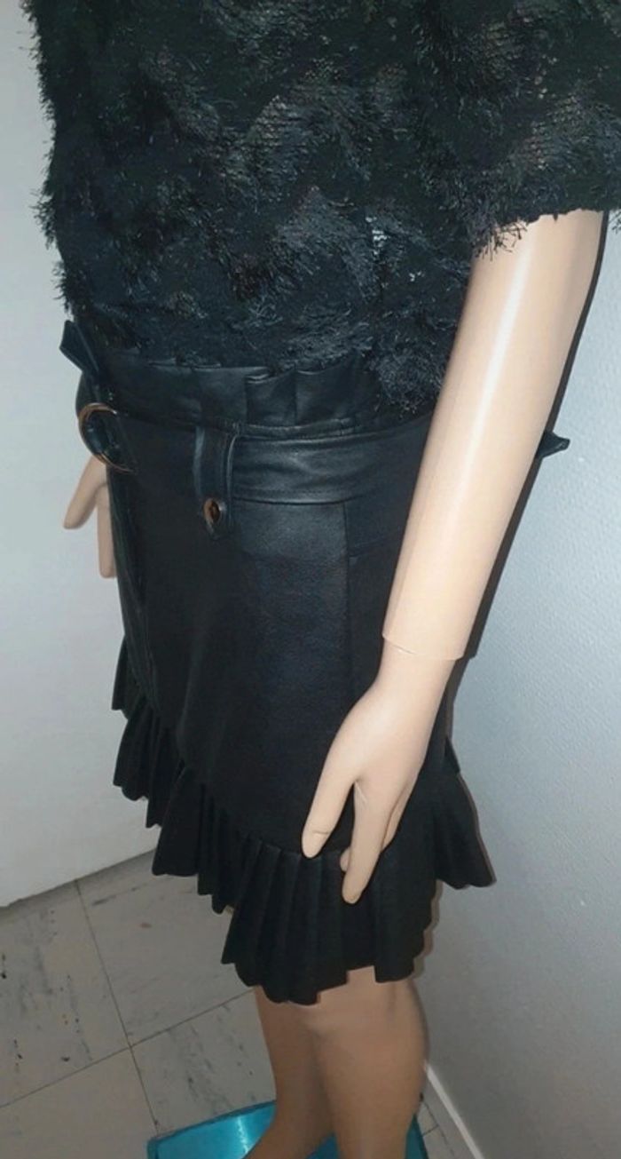 Jupe simili cuir - photo numéro 2