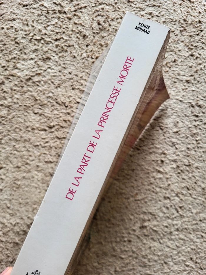 Livre "De la part de la princesse morte " de Kenizé Mourad - photo numéro 4