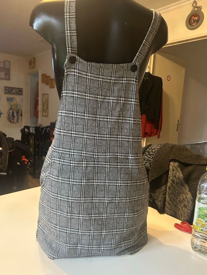 Robe salopette très bon état pour femme taille couleur gris et noir motifs Prince De Galles - photo numéro 4