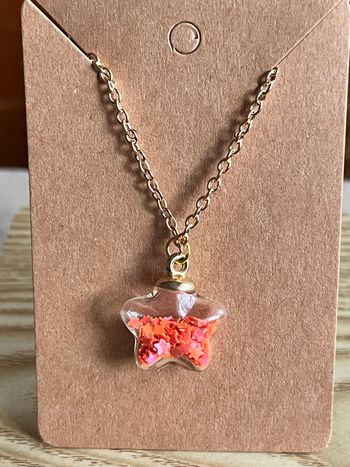 Collier étoile orange