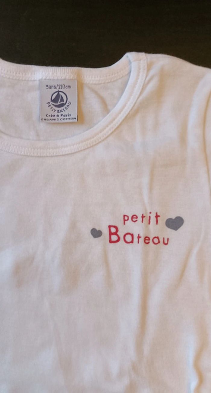 T-shirt blanc petit bateau 5 ans - photo numéro 2