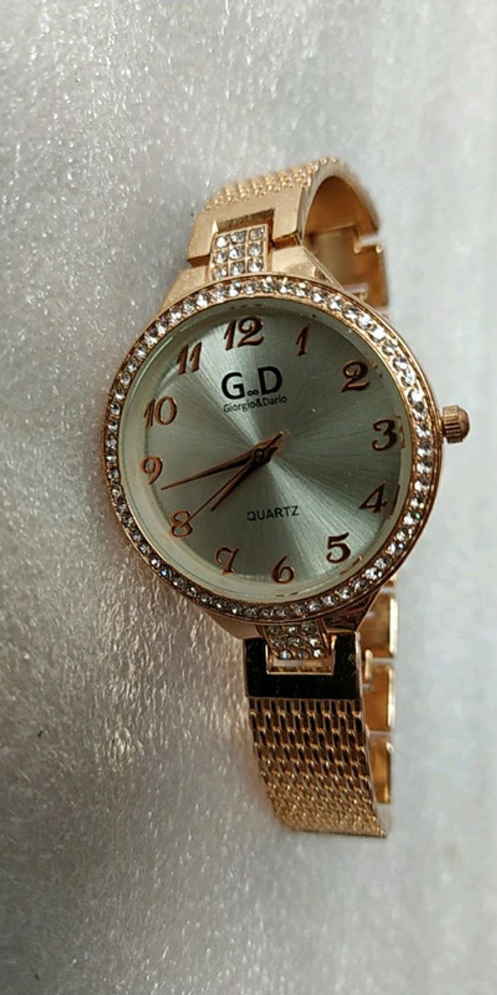 Montre doré Giorgio & Dario G&D - photo numéro 3