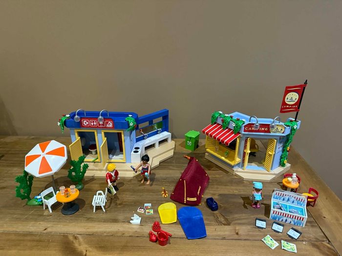 70087 - Playmobil Family Fun - Grand camping
