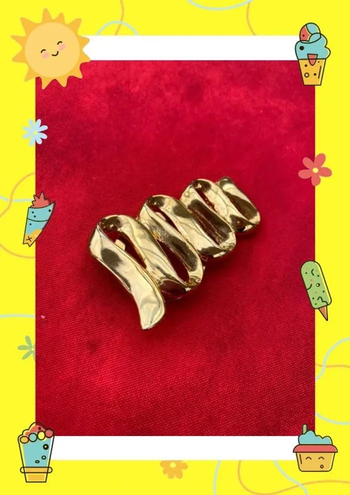 Broche dorée en serpentin - photo numéro 2