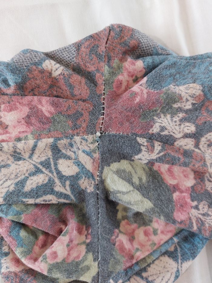 Pantalon noir motif fleur multicolors taille 2 ans/24 mois - photo numéro 6