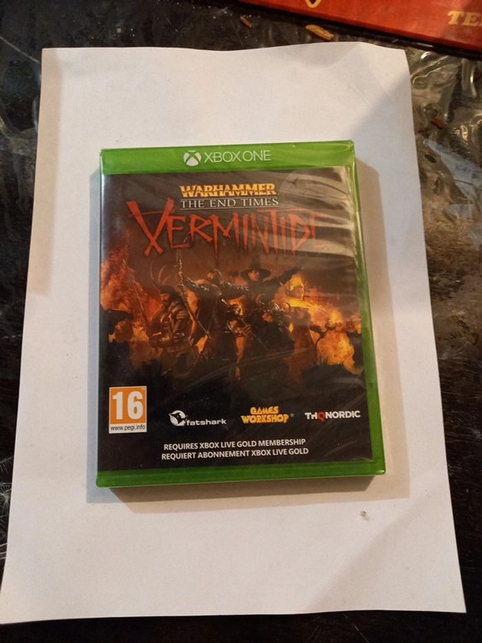 Warhamer xbox one neuf