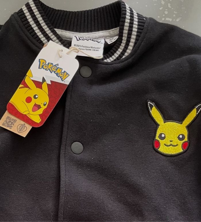Beau blouson garçon Kiabi T 10 ans Pokémon noir et gris - photo numéro 3