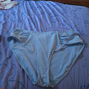 Maillot  de bain parfait neuf