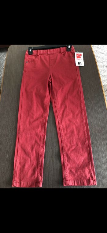 Pantalon jeans rouge 10 ans