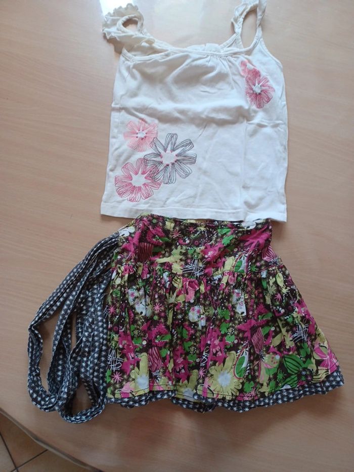 Lot jupe t-shirt 5 ans