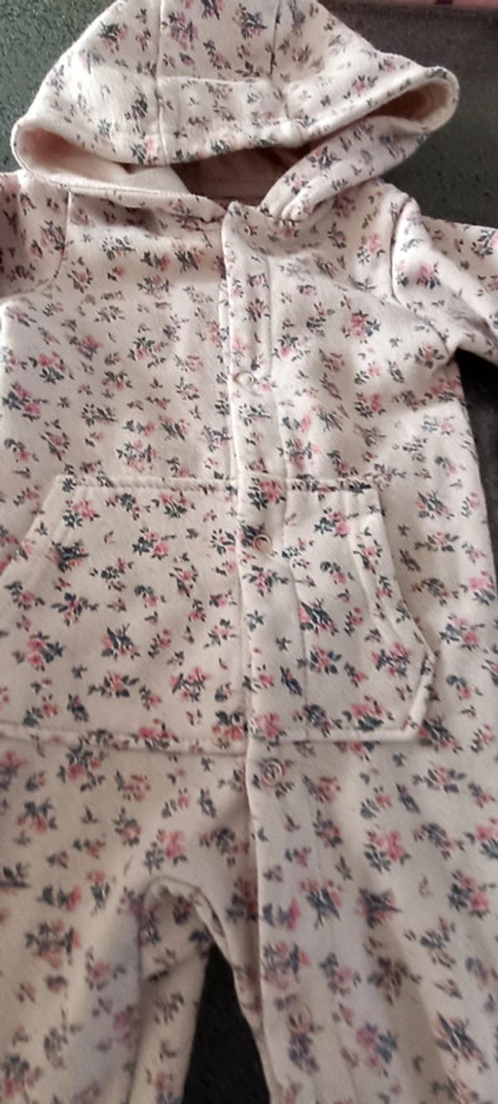 Pyjama combinaison fille 9 mois - photo numéro 2