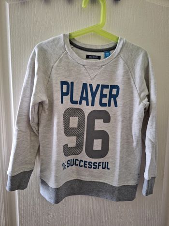 Sweat taille 6 ans