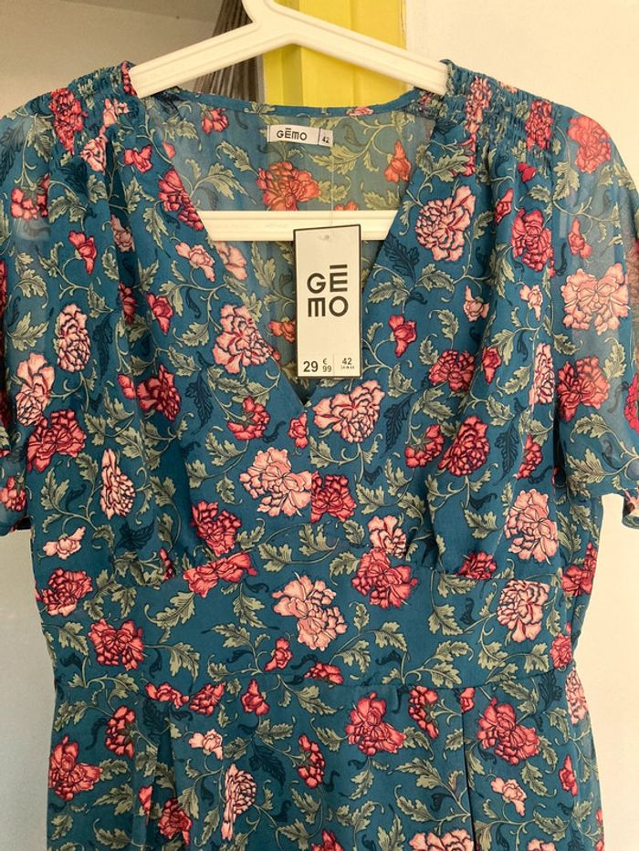 Robe fleurie gémo taille 42 - photo numéro 2