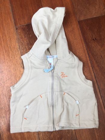 Gilet sans manche beige 6M